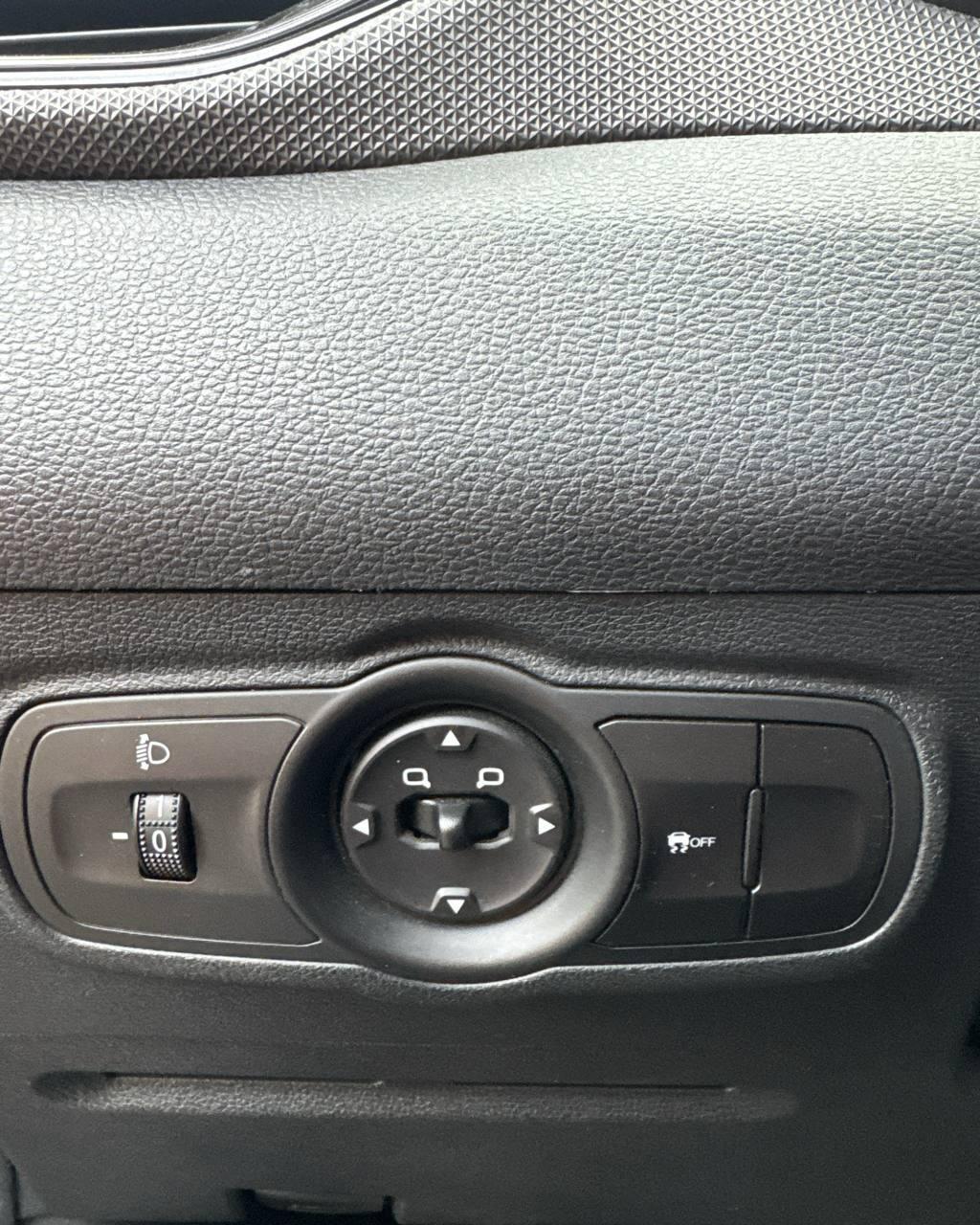 Chery Tiggo 4 I · Рестайлинг , 2019 г., вариатор, бензин - фото 20