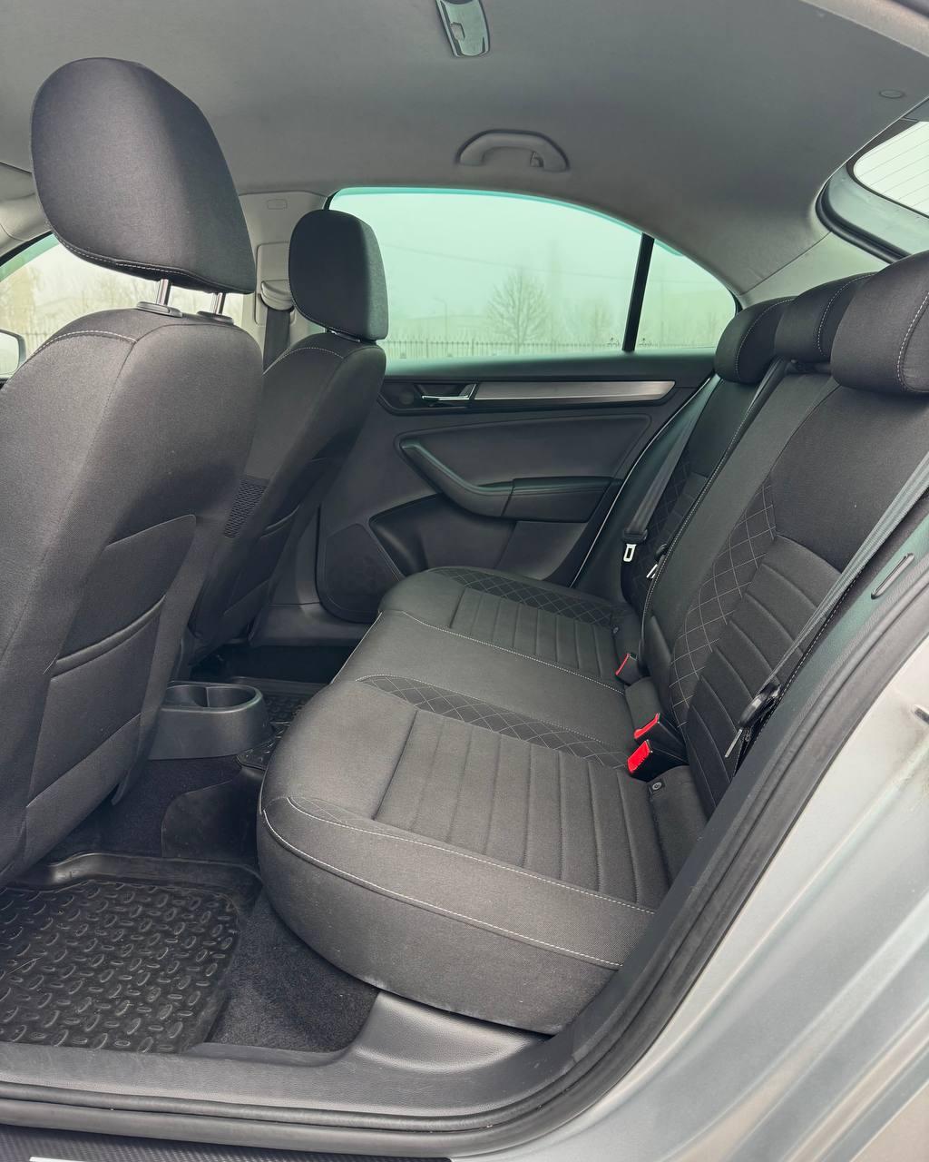 Skoda Rapid I · Рестайлинг , 2018 г., автомат, бензин - фото 11