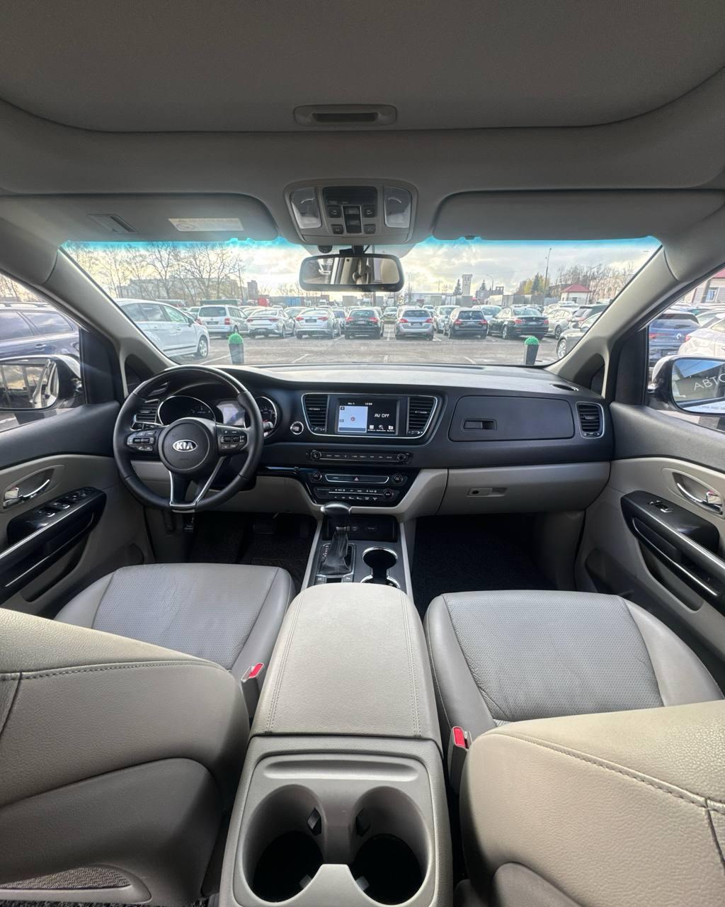 Kia Carnival III , 2018 г., автомат, дизель - фото 9