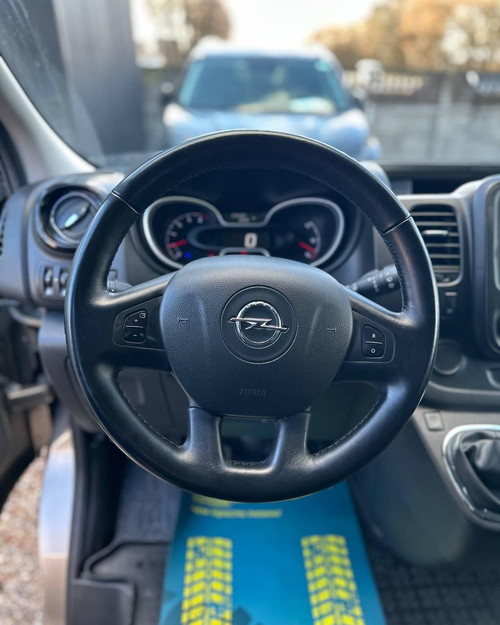 Opel Vivaro II , 2018 г., механика, дизель - фото 11