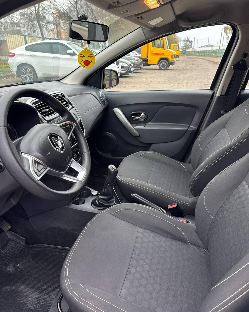 Renault Logan II · Рестайлинг , 2019 г., механика, бензин  - фото 9