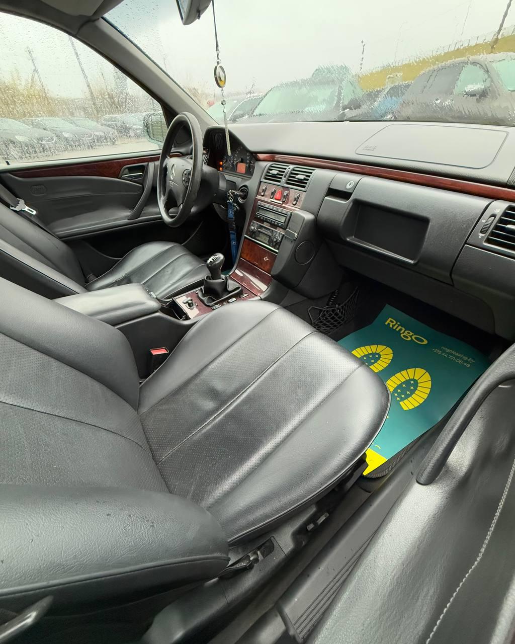 Mercedes-Benz E-Класс W210 S210 · Рестайлинг , 1999 г., механика, дизель  - фото 12