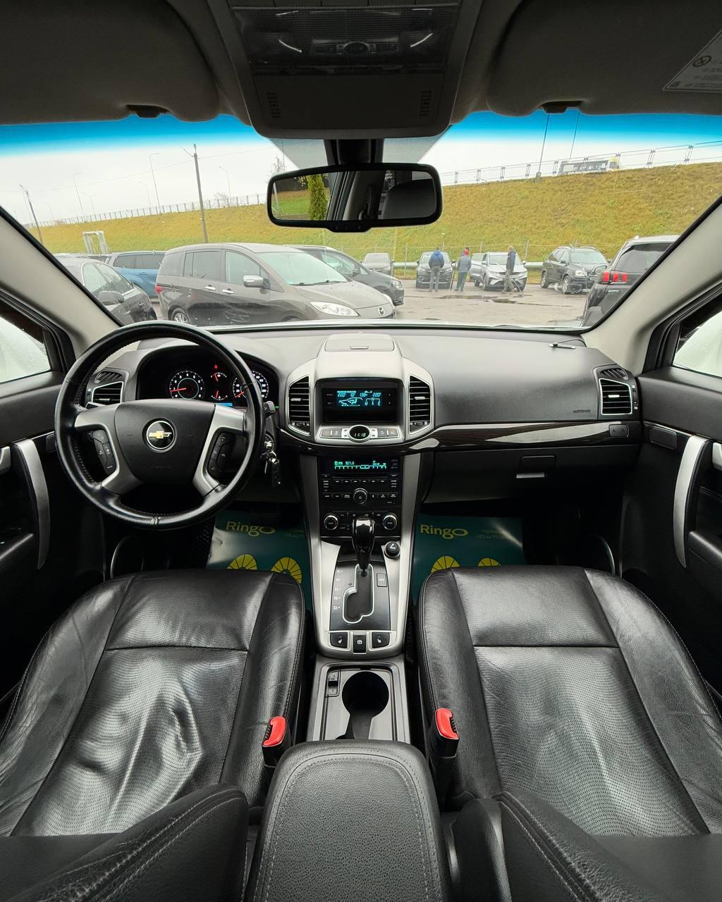 Chevrolet Captiva I · 2-й рестайлинг , 2013 г., автомат, гибрид  - фото 9