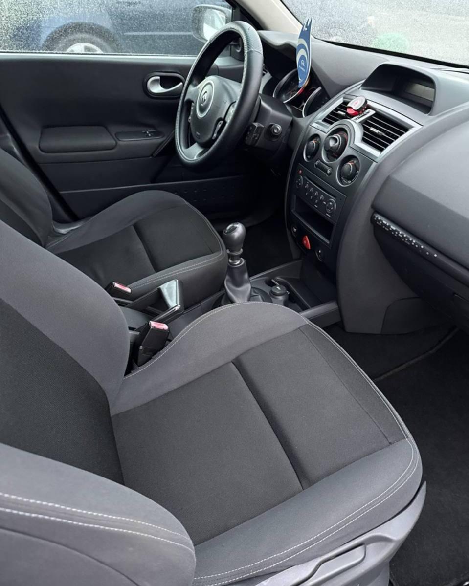Renault Megane II · Рестайлинг , 2008 г., механика, дизель - фото 14