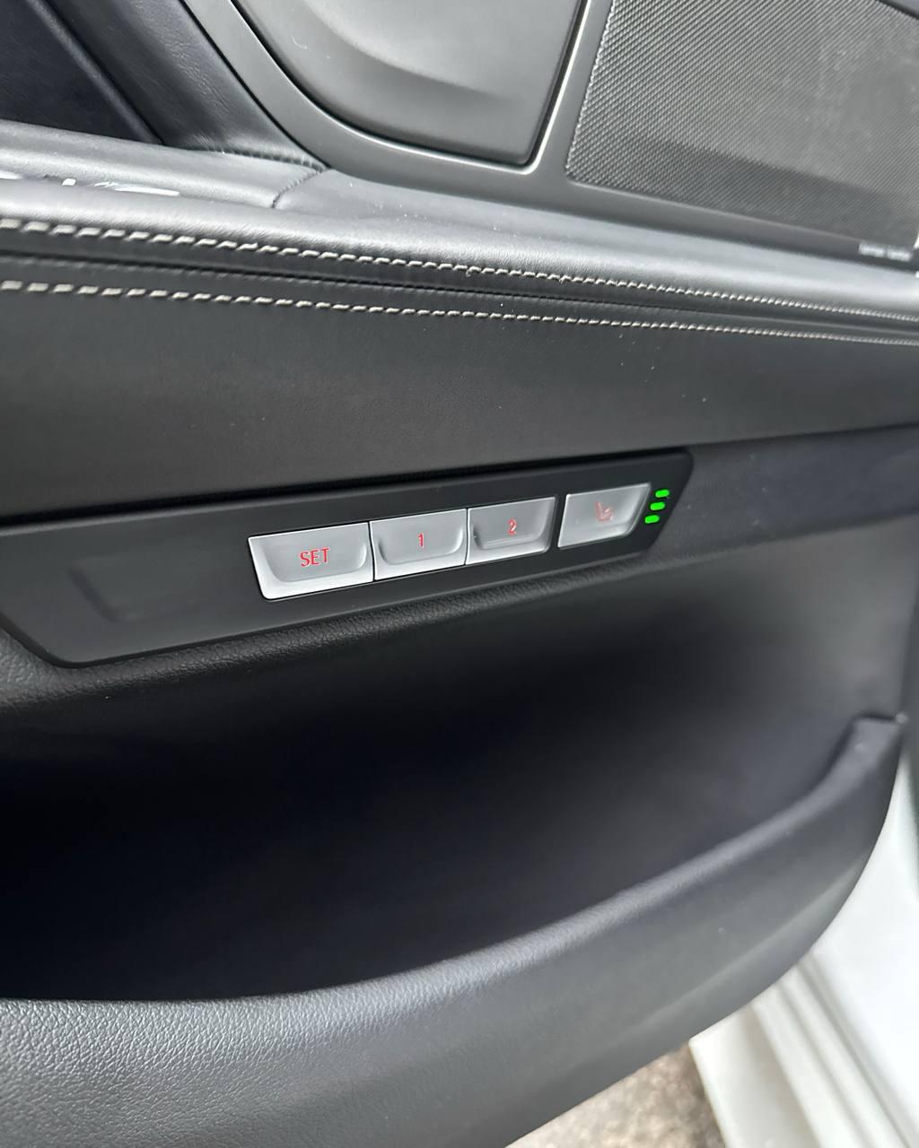 BMW 7 серия G11 , 2017 г., автомат, дизель - фото 13