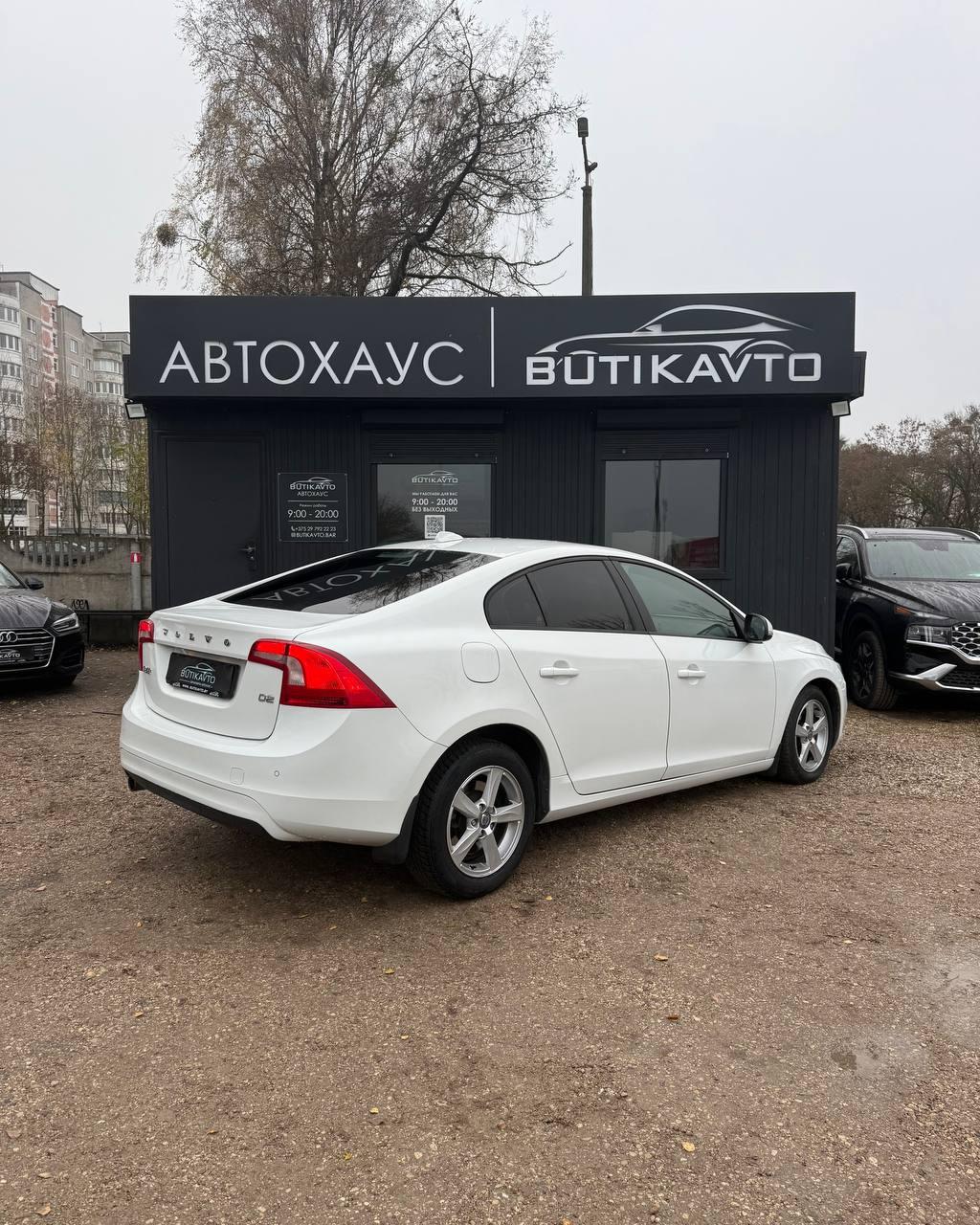 Volvo S60 II · Рестайлинг , 2014 г., механика, дизель - фото 6