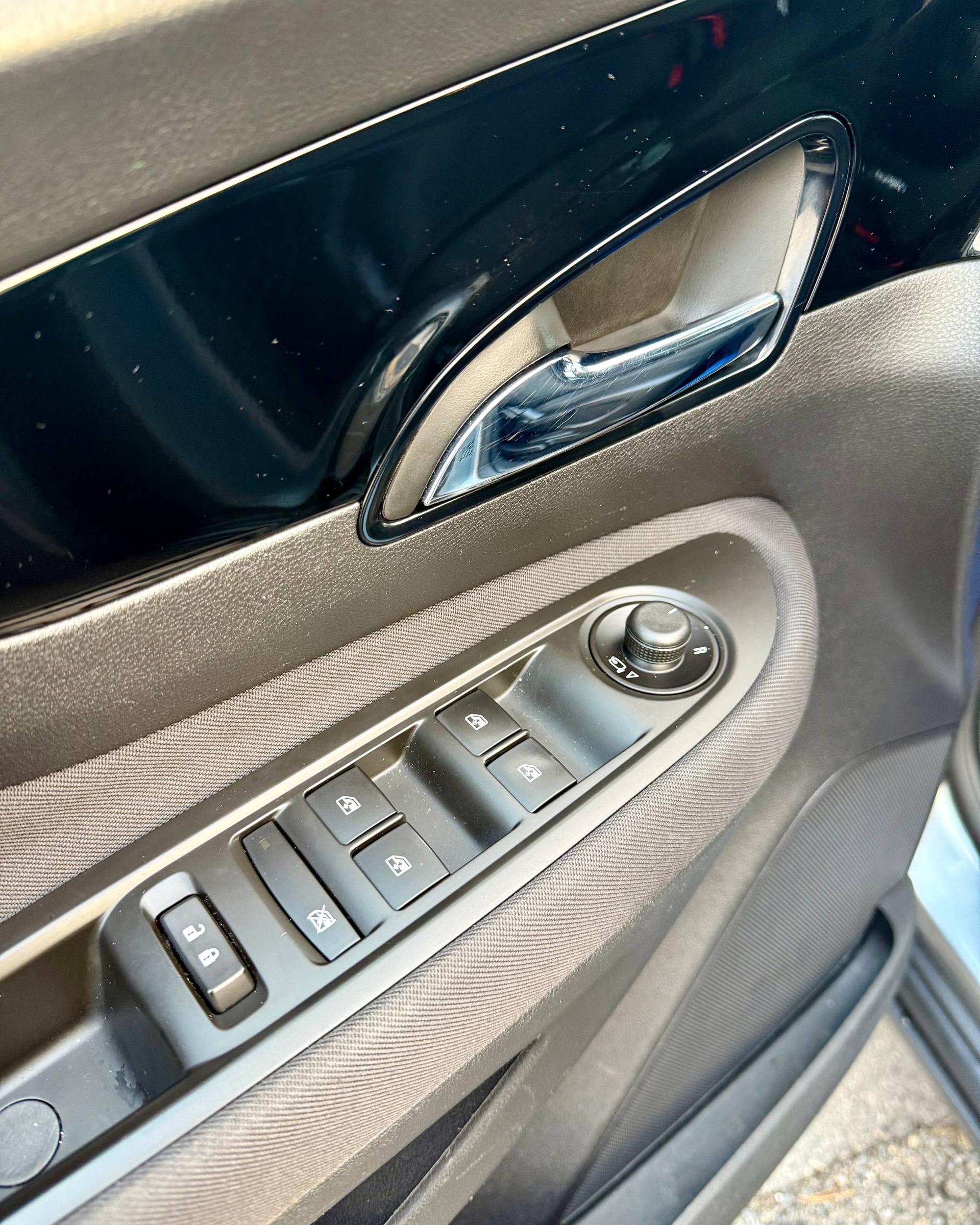 Opel Mokka I · Рестайлинг , 2016 г., механика, дизель - фото 9