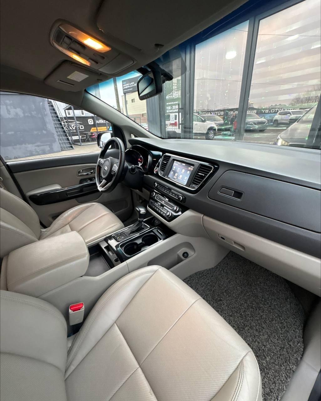 Kia Carnival III , 2017 г., автомат, дизель - фото 10