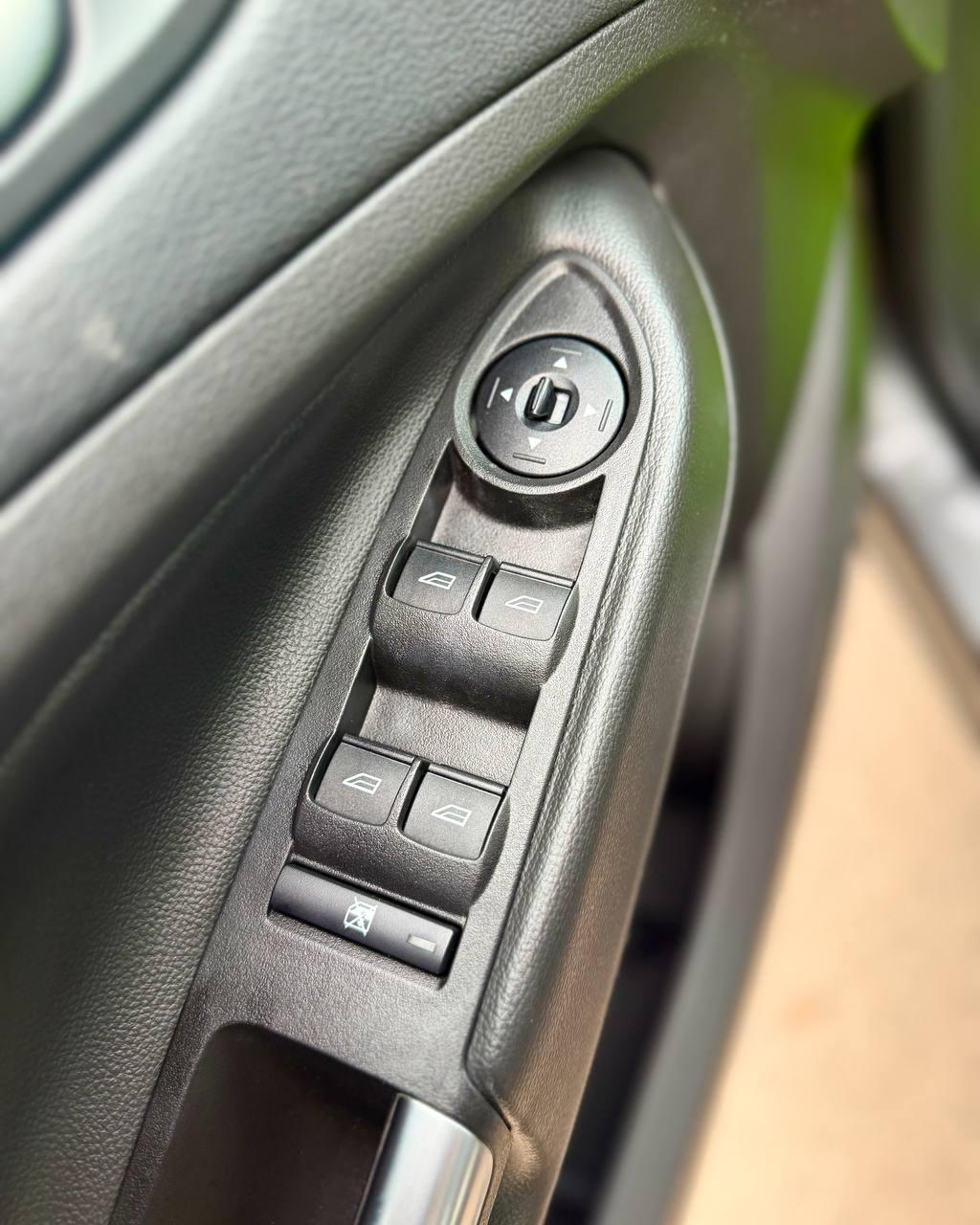 Ford Escape III · Рестайлинг , 2017 г., автомат, бензин - фото 19