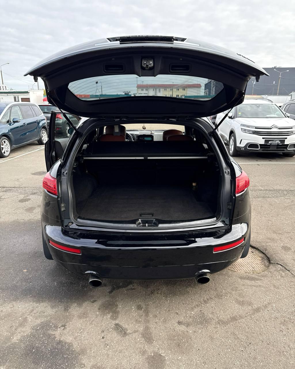 Infiniti FX I , 2005 г., автомат, бензин - фото 14