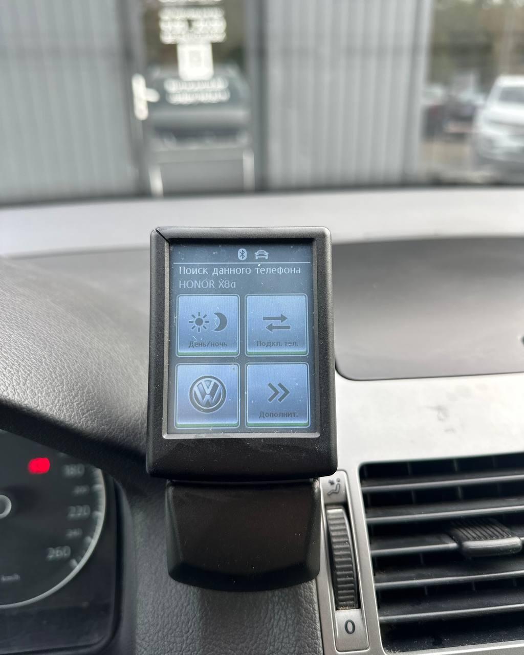 Volkswagen Touran I · Рестайлинг , 2010 г., механика, дизель - фото 10