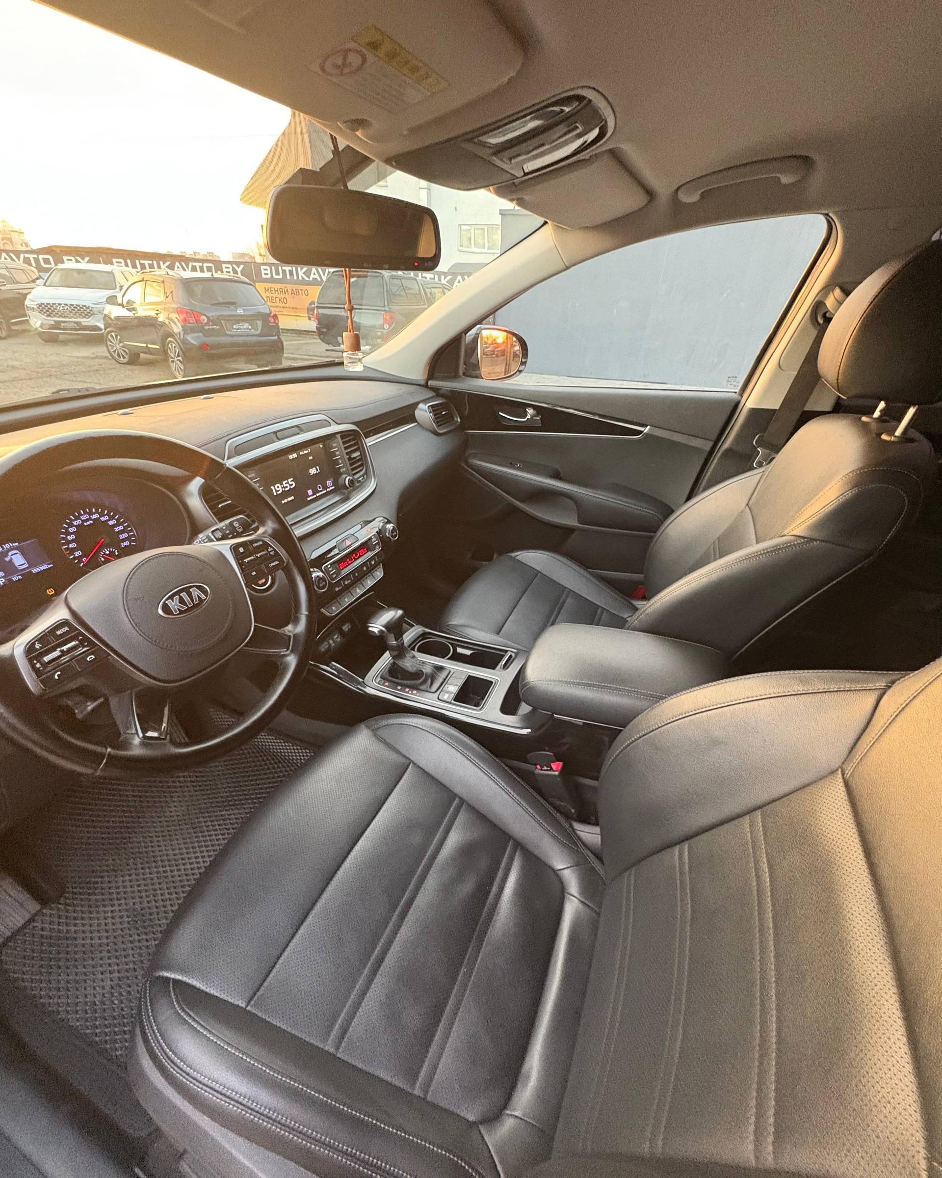 Kia Sorento III · Рестайлинг , 2018 г., автомат, дизель - фото 8