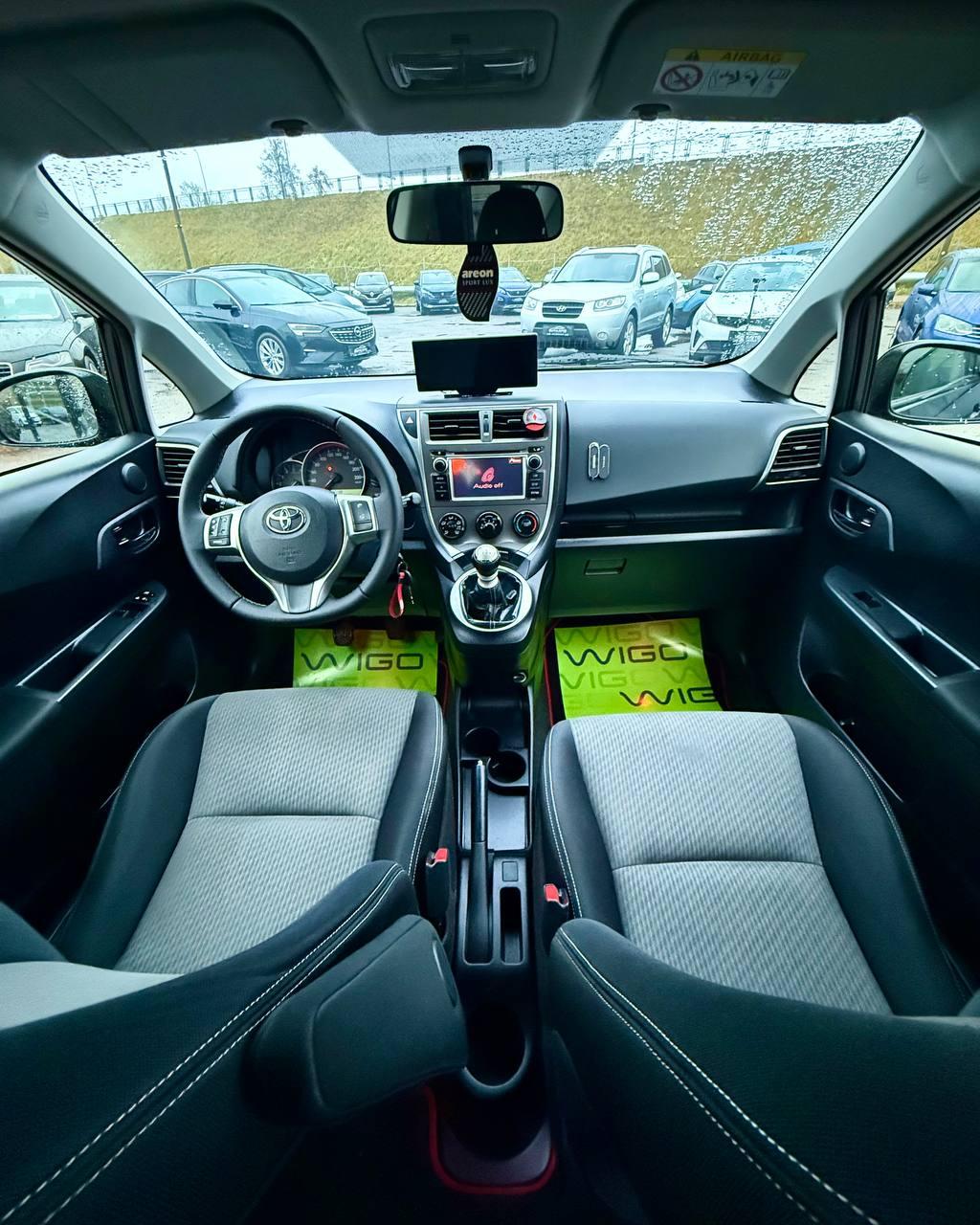 Toyota Verso-S I , 2013 г., механика, дизель - фото 12