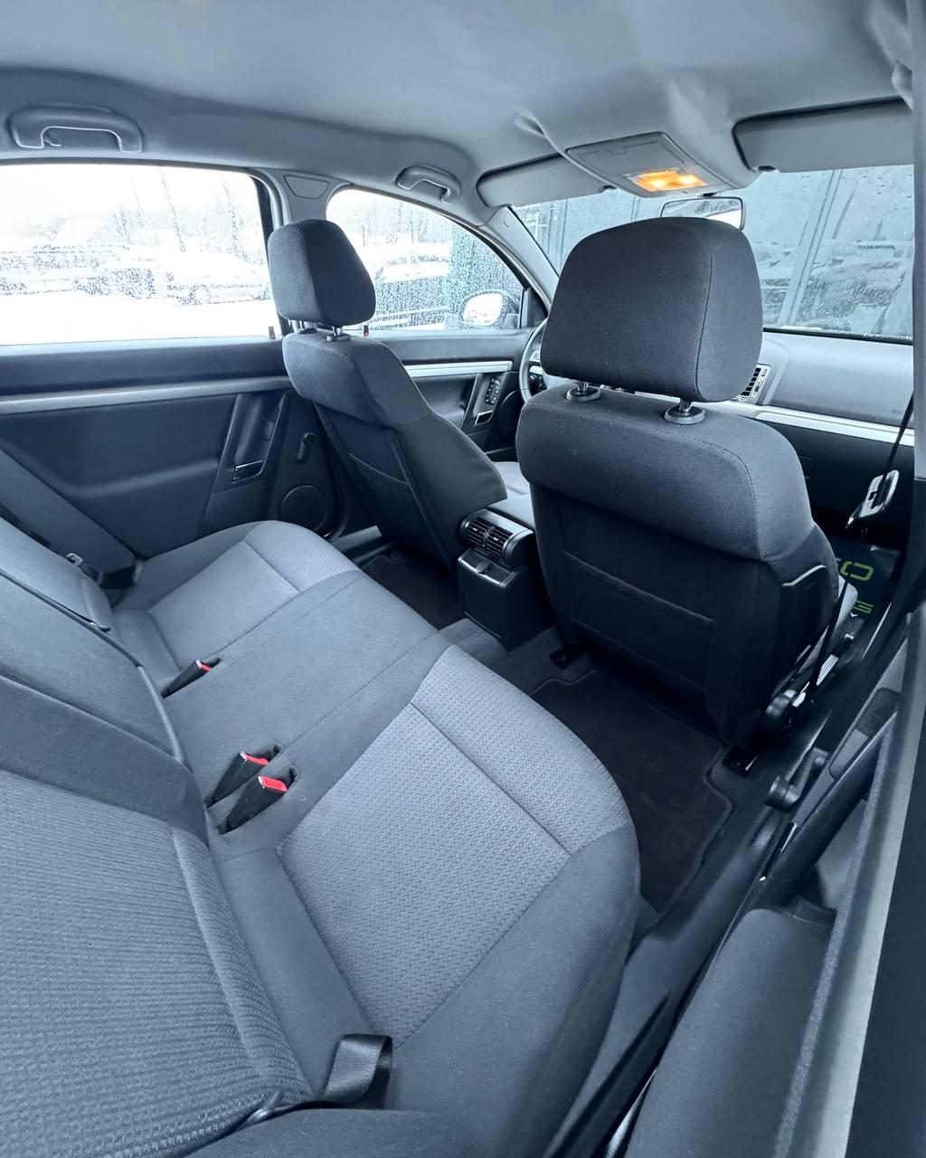 Opel Vectra C · Рестайлинг , 2007 г., механика, дизель - фото 12