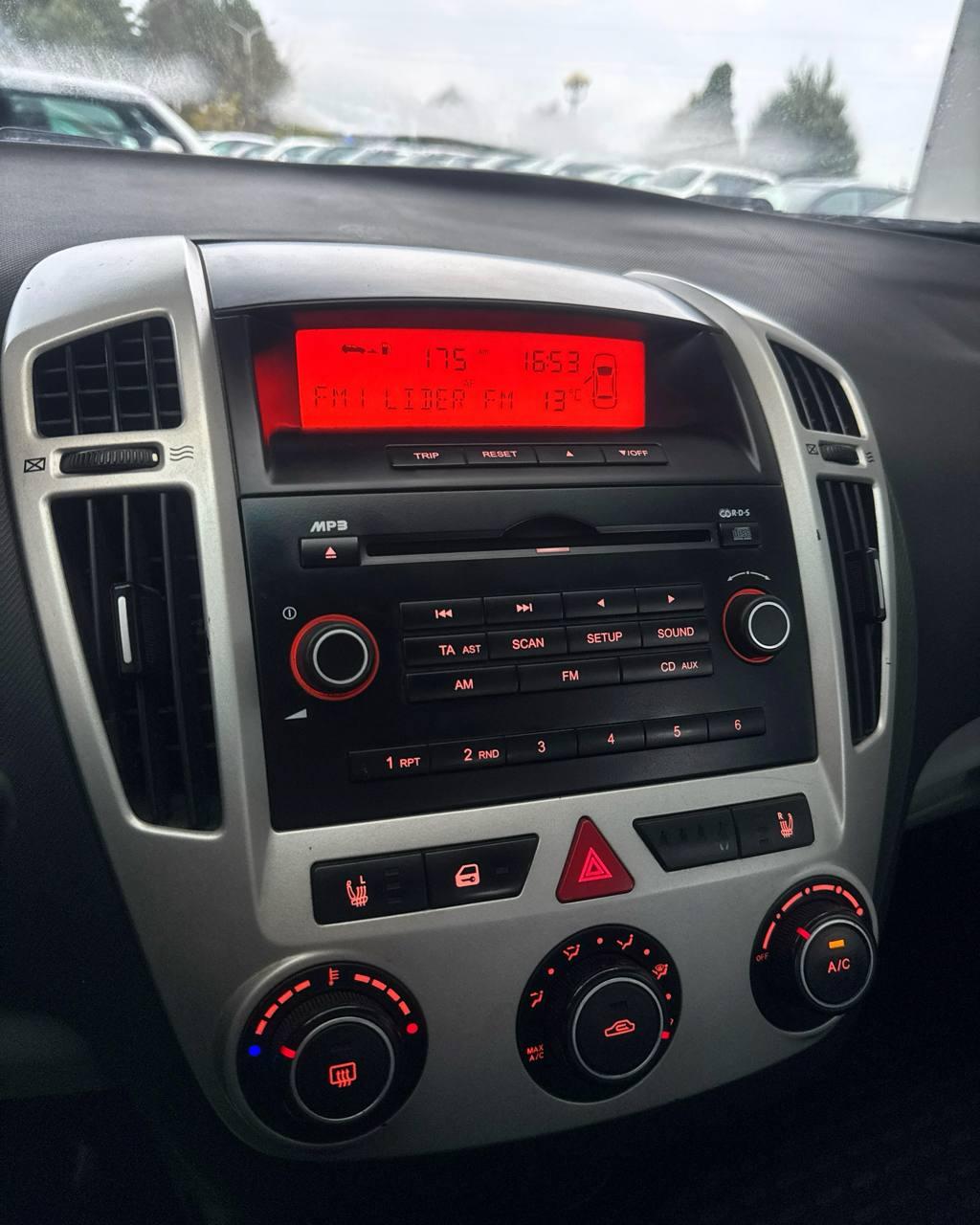 Kia Cee'd I , 2009 г., механика, бензин  - фото 12