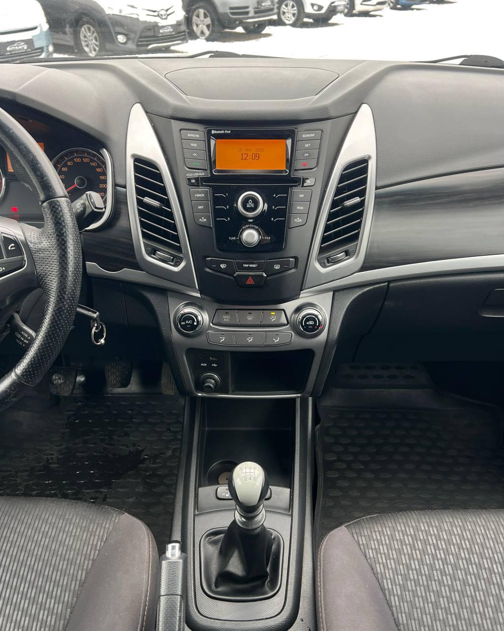 SsangYong Actyon II · Рестайлинг , 2013 г., механика, бензин - фото 14