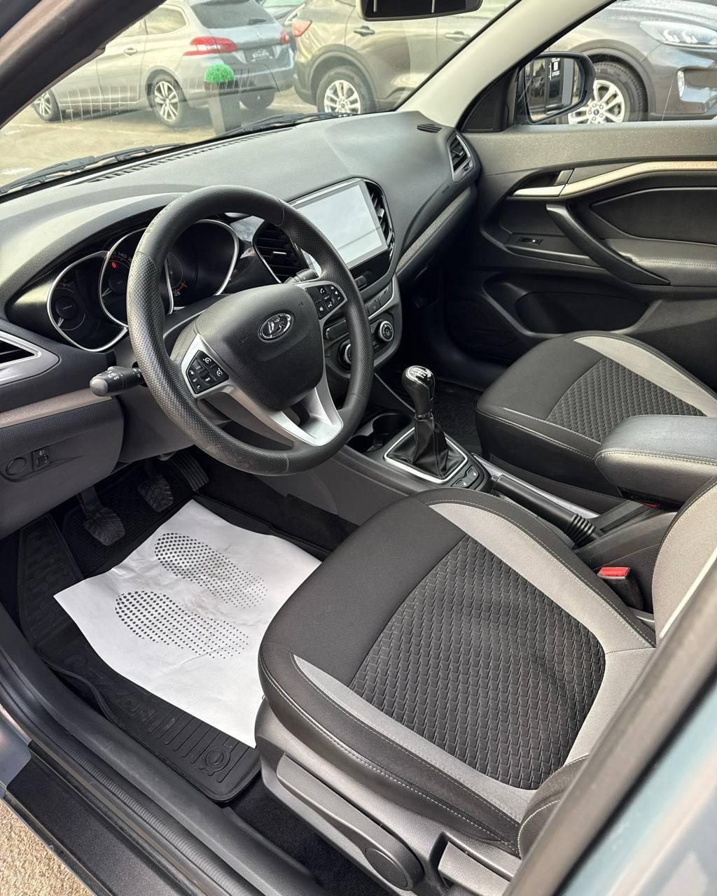 Lada (ВАЗ) Vesta I , 2017 г., механика, бензин - фото 10