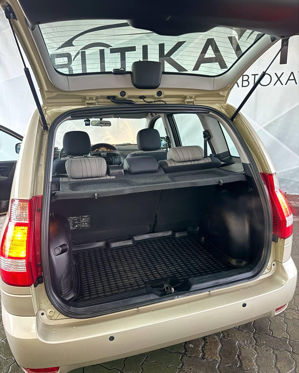 Hyundai Matrix I · 2-й рестайлинг , 2008 г., механика, бензин - фото 13