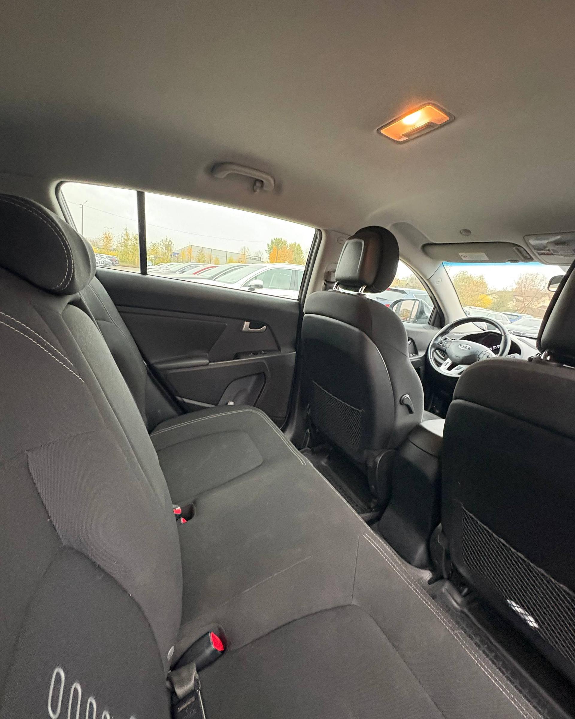 Kia Sportage III , 2011 г., автомат, бензин  - фото 11