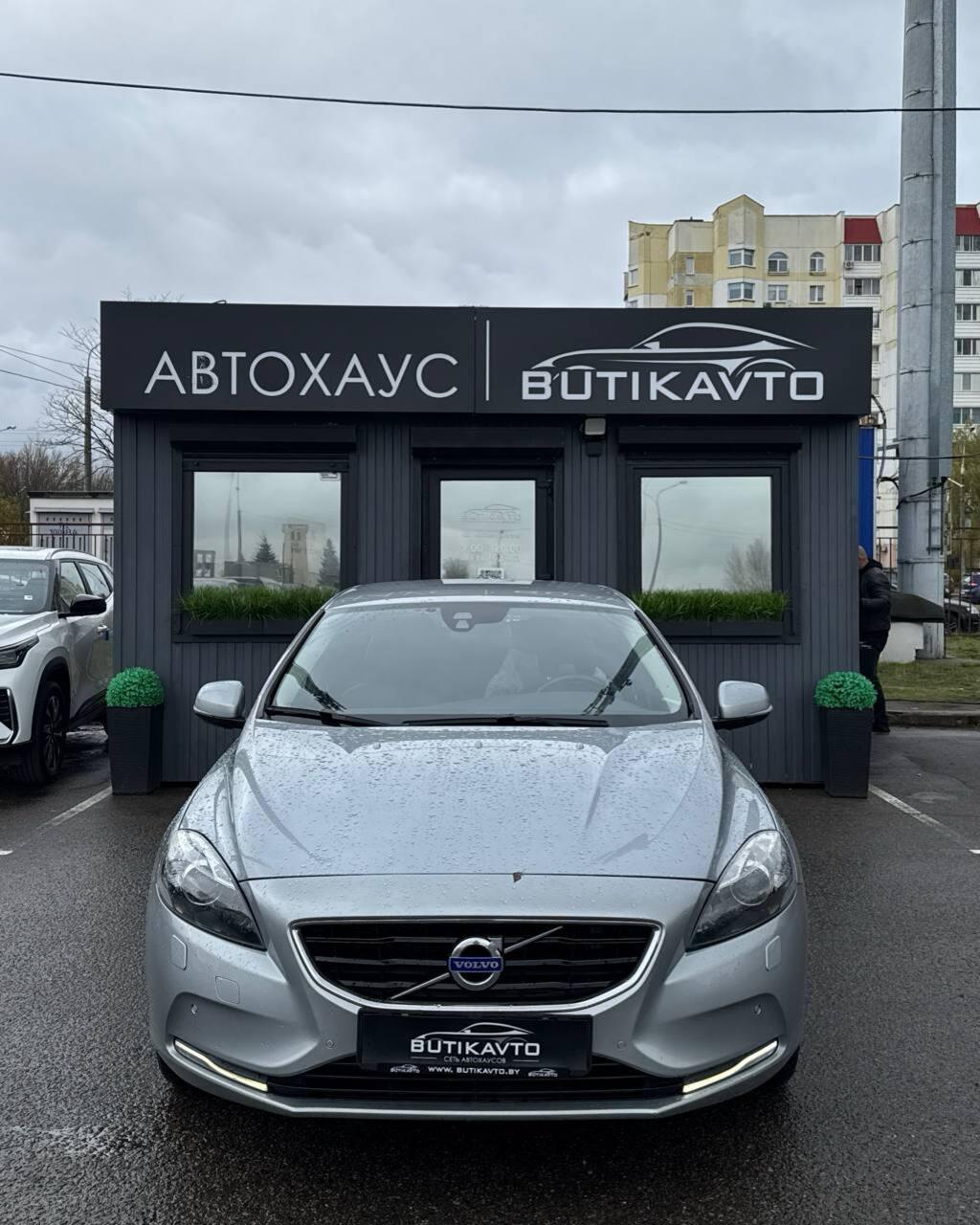 Volvo V40 II , 2012 г., механика, дизель - фото 2
