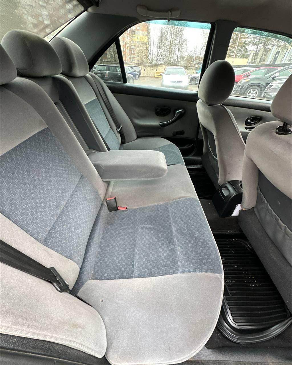 Peugeot 406 I · Рестайлинг , 2003 г., механика, бензин - фото 11