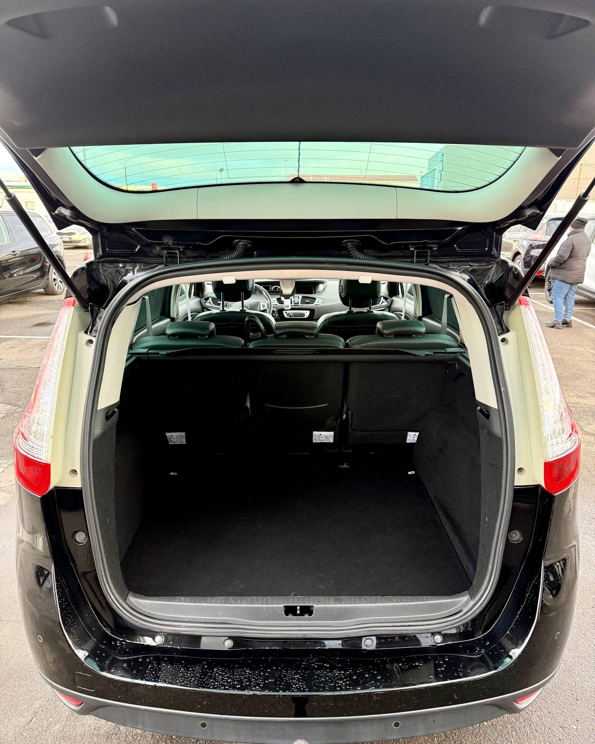 Renault Grand Scenic III · Рестайлинг , 2012 г., механика, дизель - фото 15