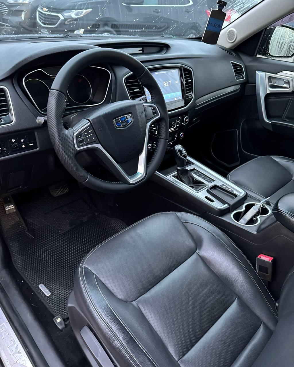 Geely Emgrand X7 I · 2-й рестайлинг , 2018 г., автомат, бензин - фото 10