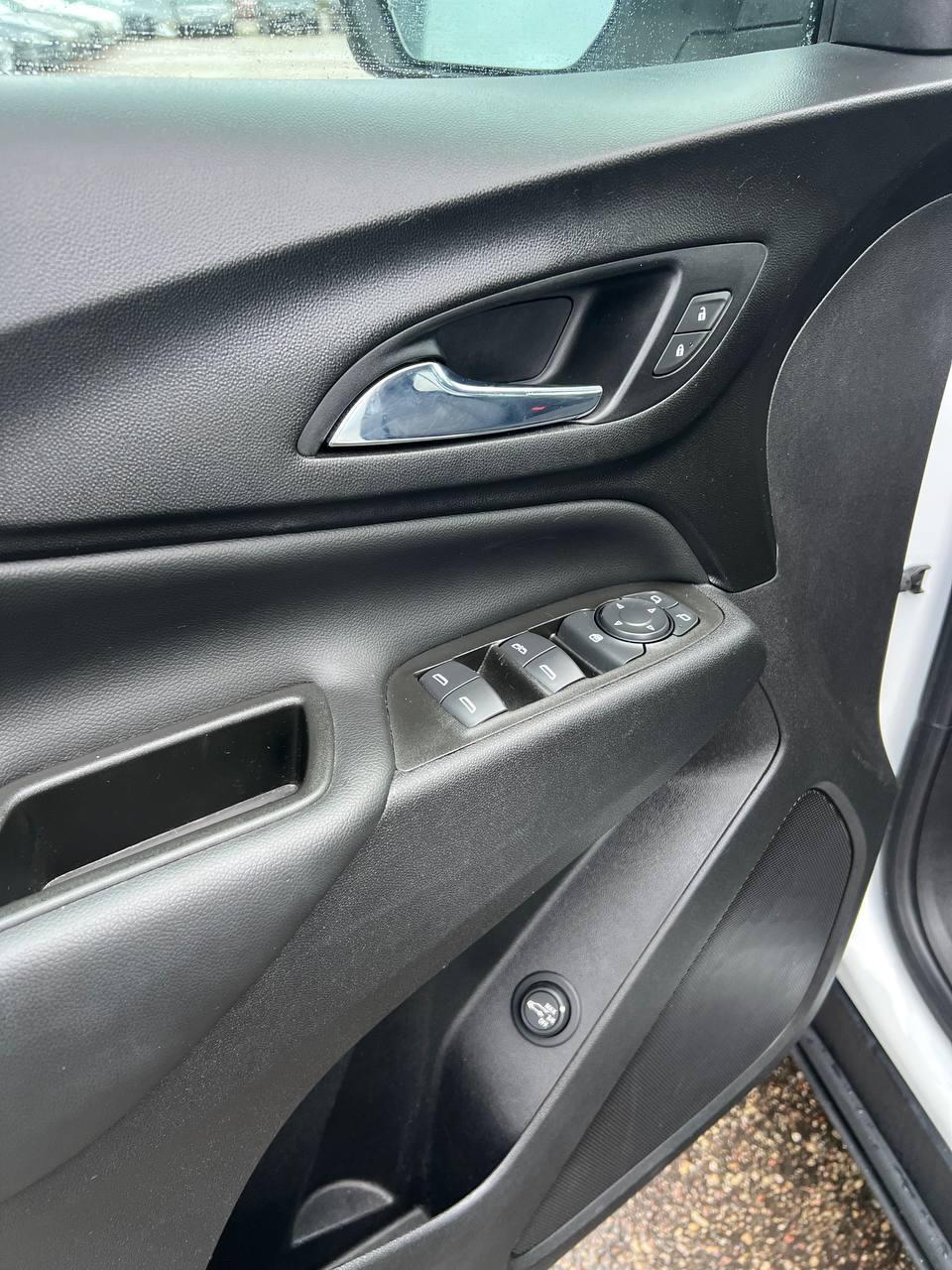 Chevrolet Equinox III , 2020 г., автомат, бензин - фото 11