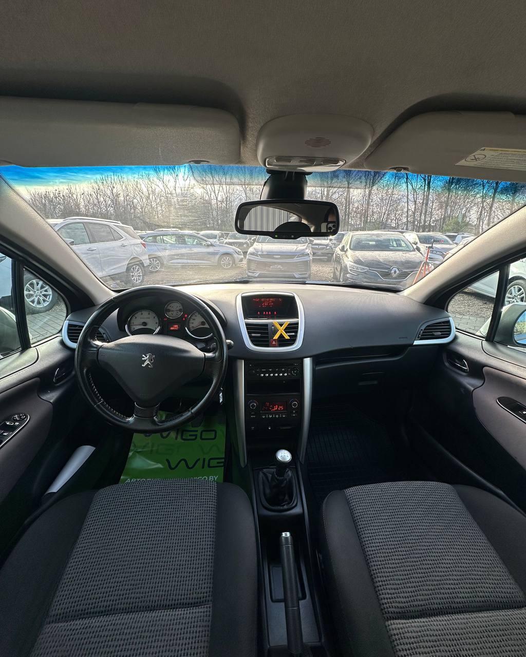 Peugeot 207 I · Рестайлинг , 2010 г., механика, бензин - фото 9