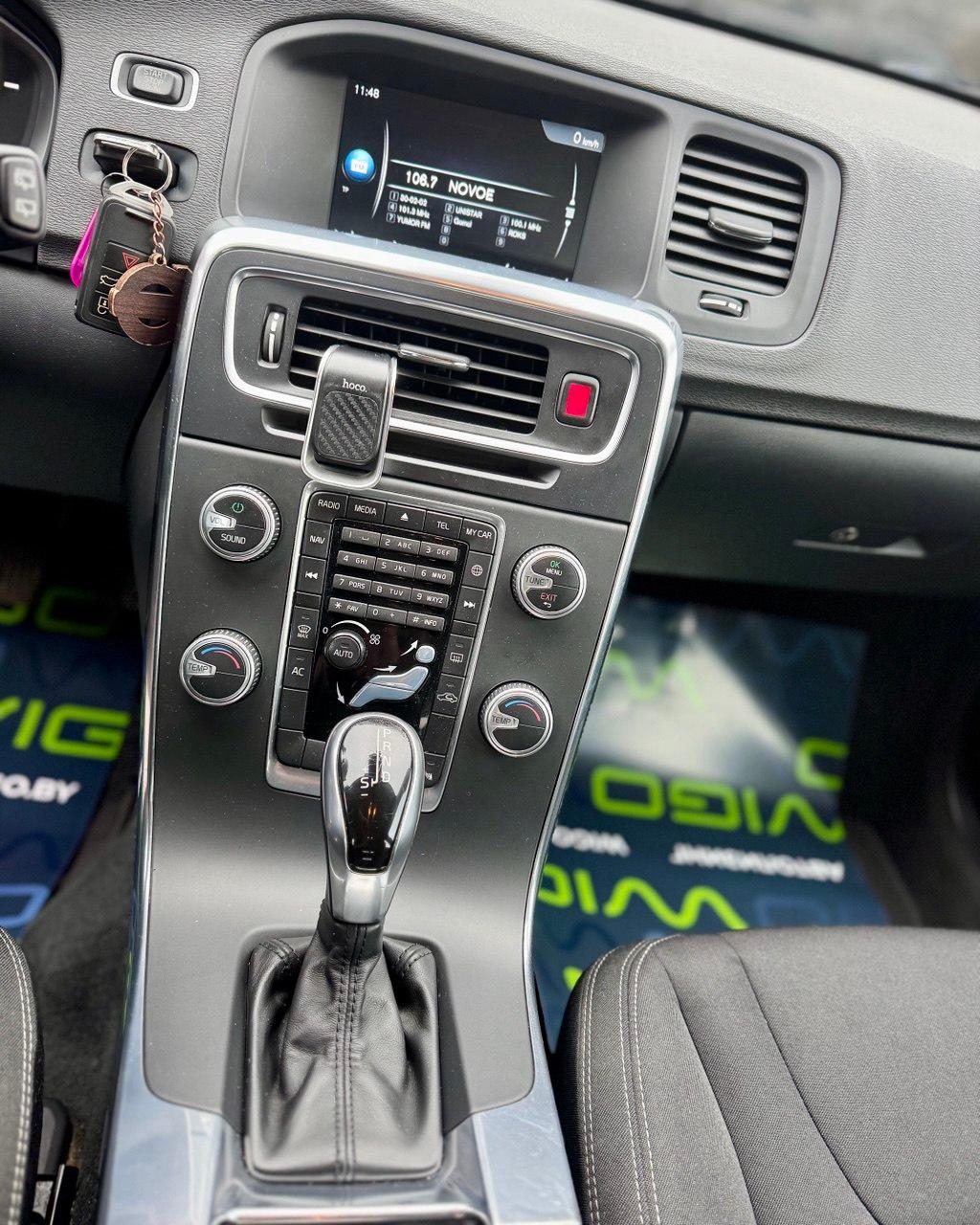 Volvo V60 I · Рестайлинг , 2014 г., робот, дизель - фото 18