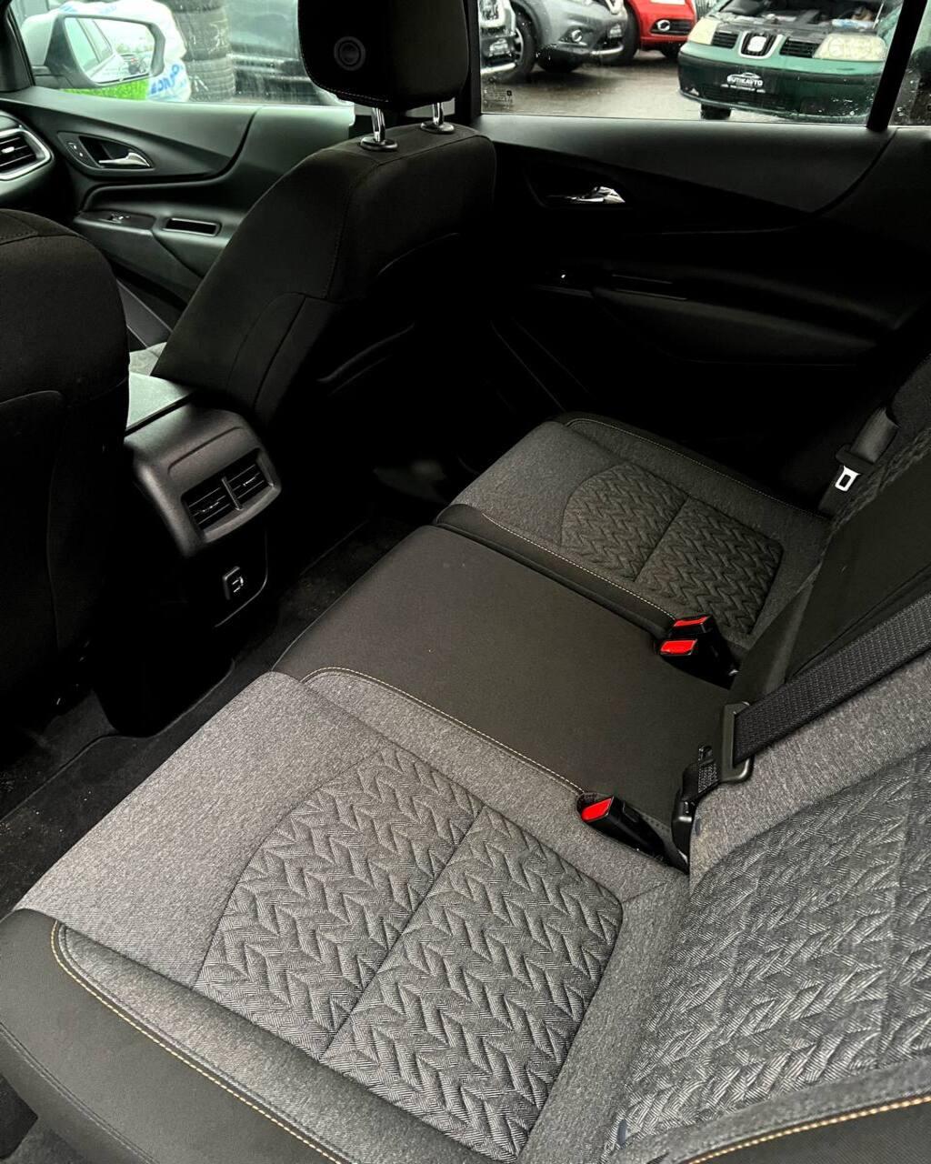 Chevrolet Equinox III · Рестайлинг , 2022 г., автомат, бензин - фото 12