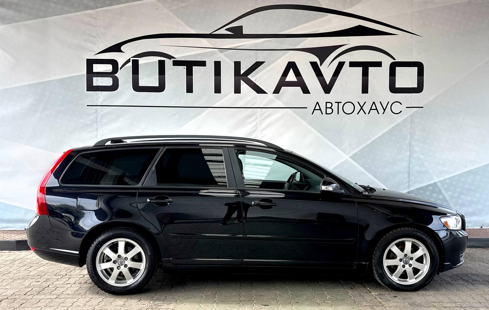 Volvo V50 I · 2-й рестайлинг , 2011 г., механика, дизель - фото 8