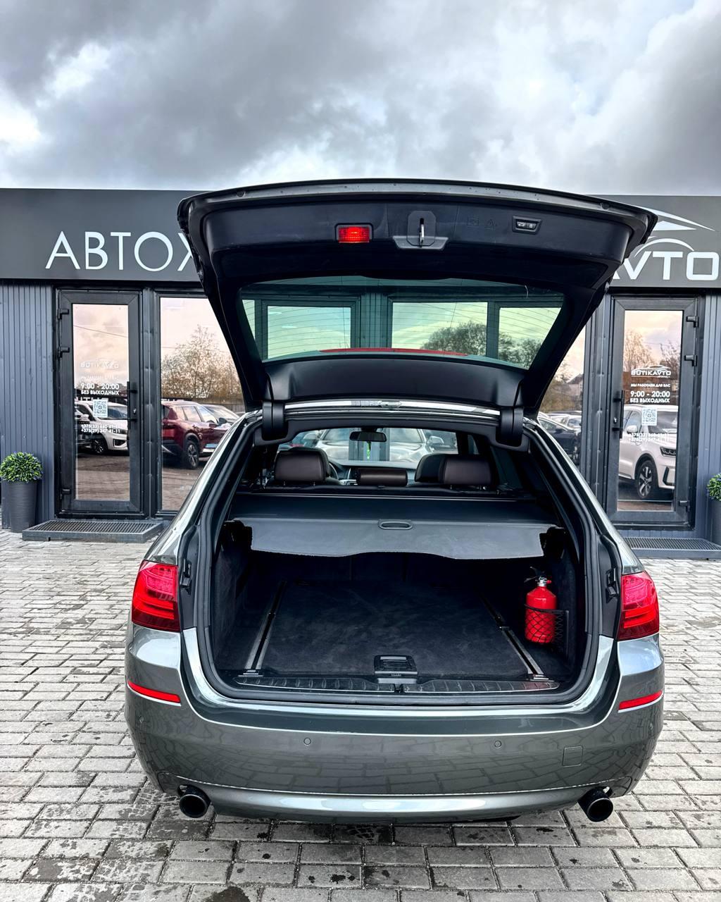 BMW 5 серия F10 F11 · Рестайлинг , 2014 г., автомат, дизель - фото 12