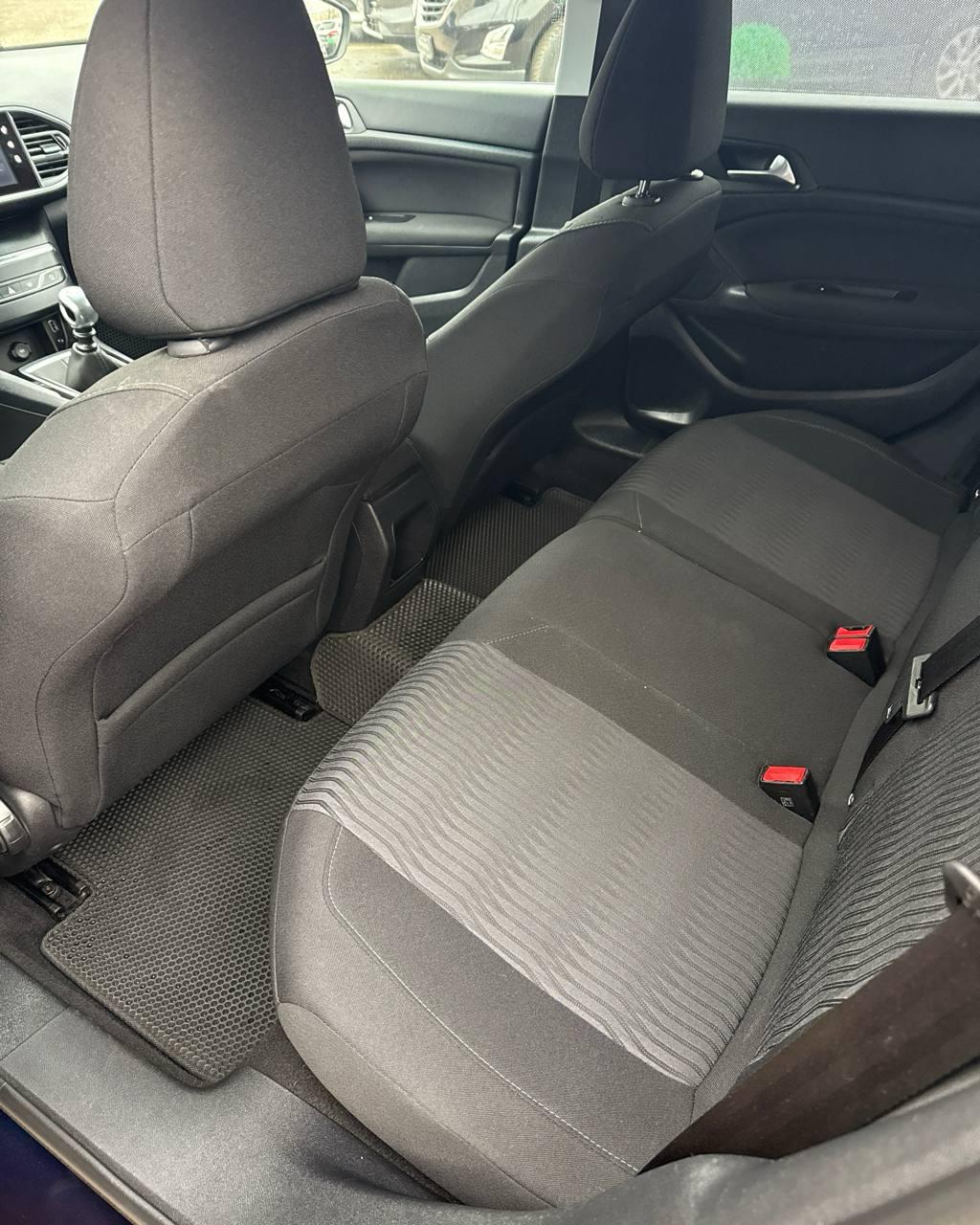 Peugeot 308 T9 , 2015 г., механика, дизель - фото 12