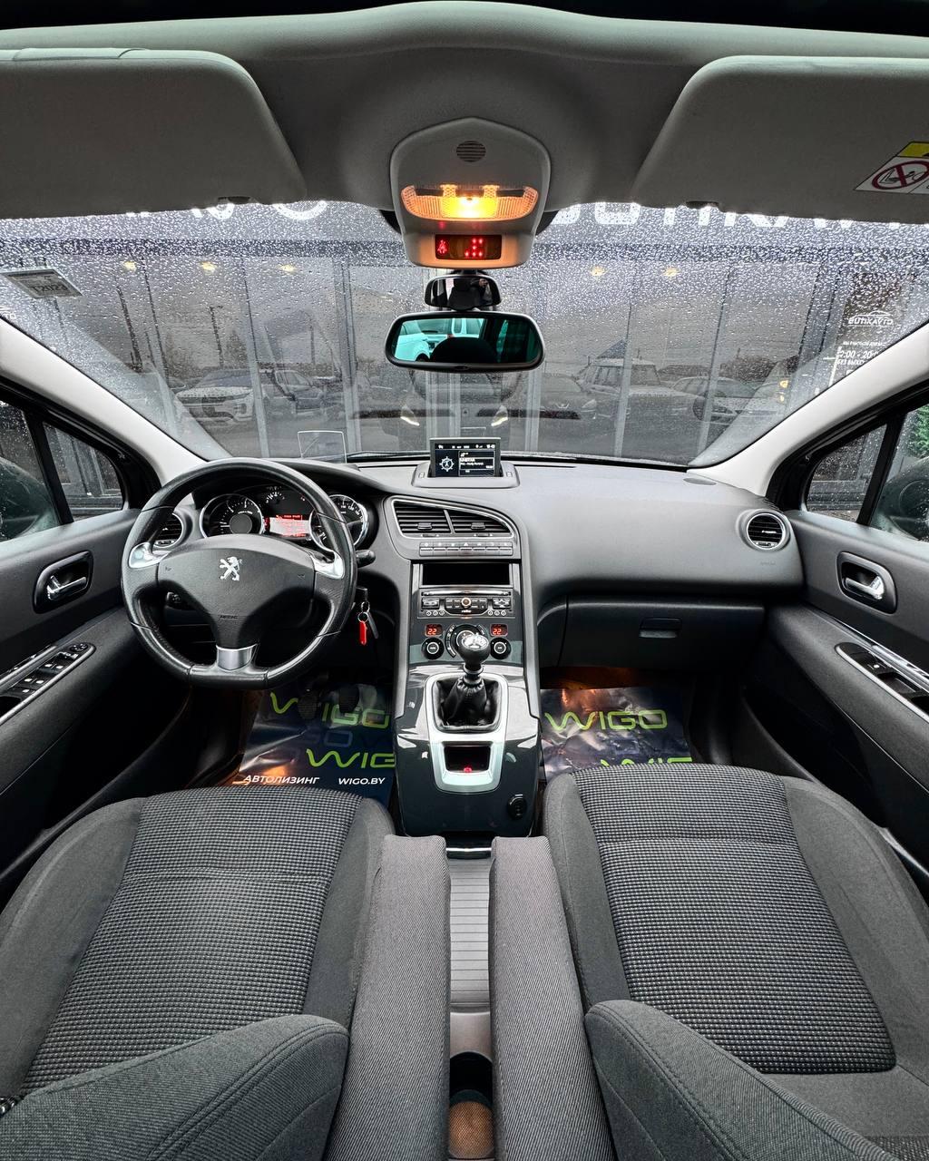 Peugeot 5008 I · Рестайлинг , 2015 г., механика, дизель - фото 9