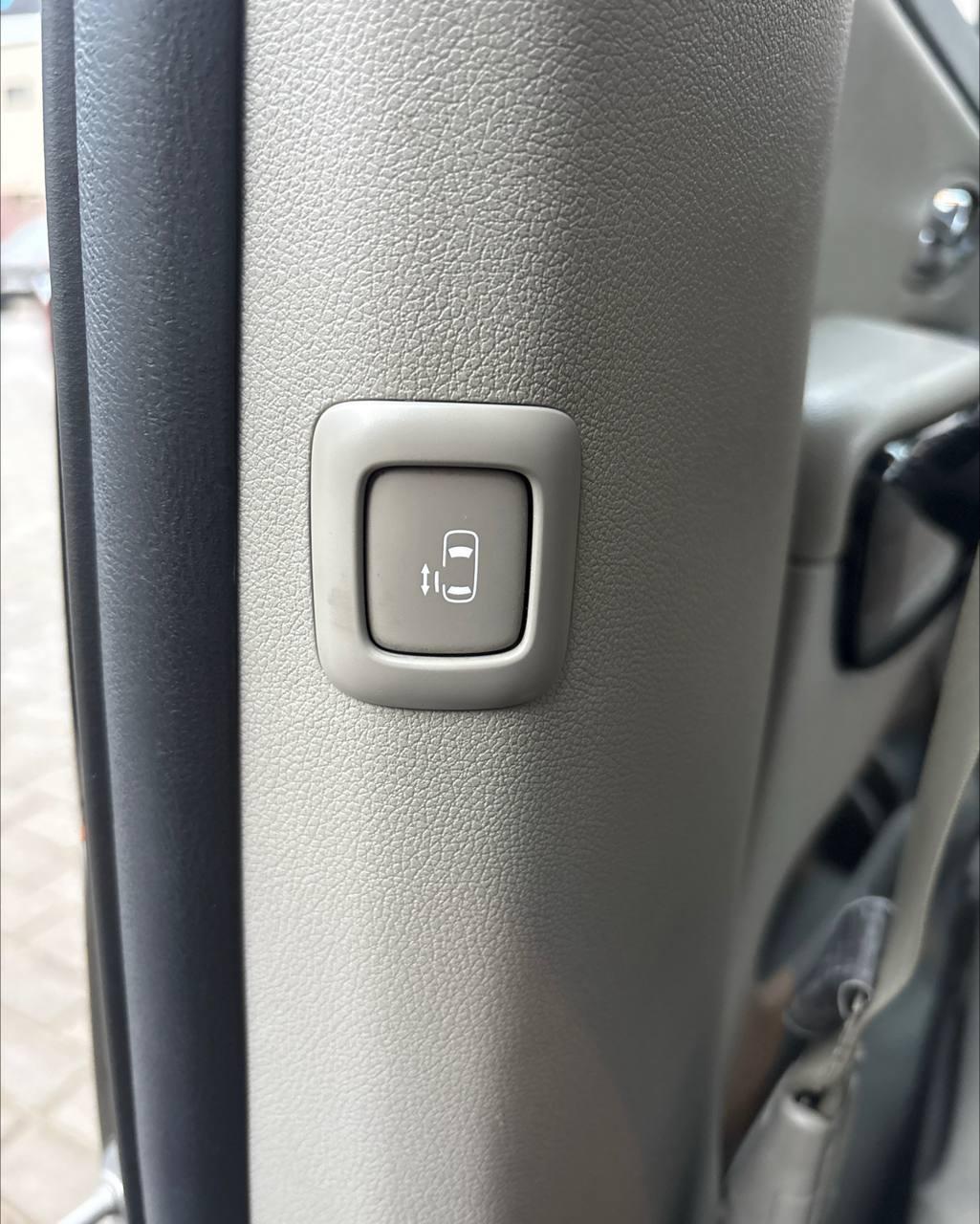 Kia Carnival III , 2017 г., автомат, дизель - фото 20