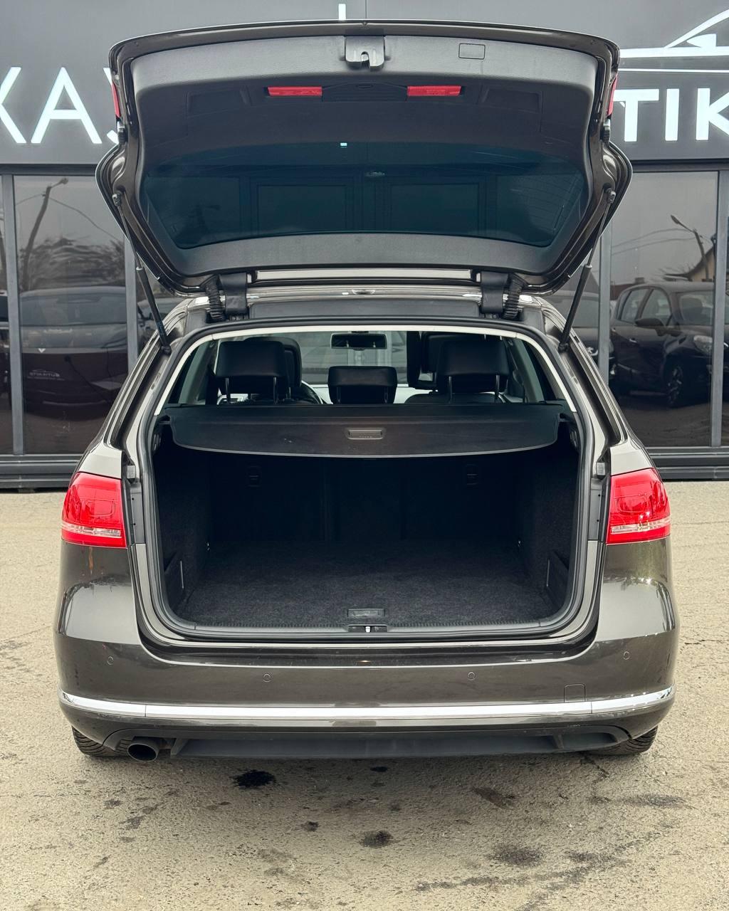 Volkswagen Passat B7 , 2013 г., механика, дизель - фото 14