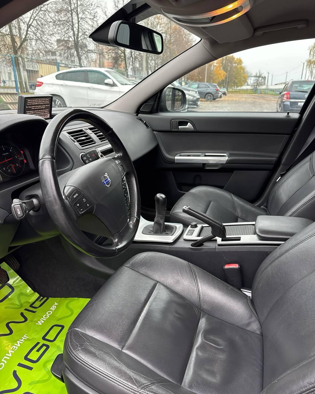 Volvo V50 I · 2-й рестайлинг , 2012 г., механика, дизель  - фото 9