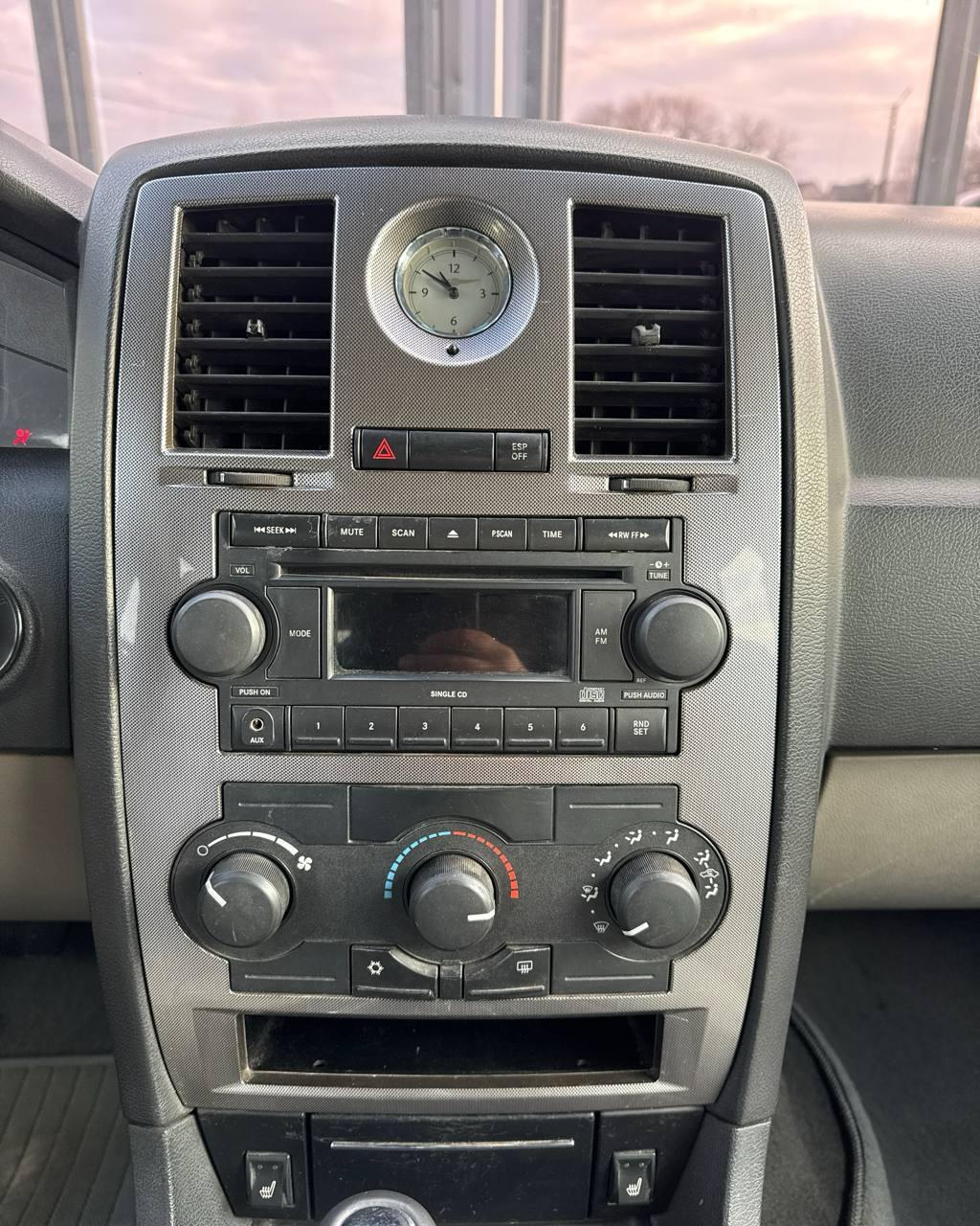 Chrysler 300C I , 2006 г., автомат, бензин - фото 16