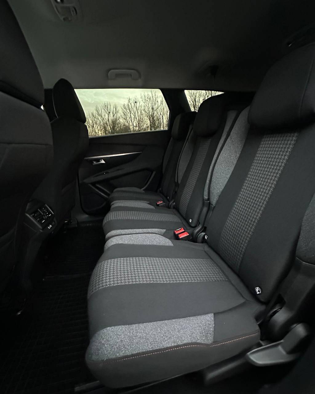 Peugeot 5008 II · Рестайлинг , 2021 г., механика, дизель - фото 8