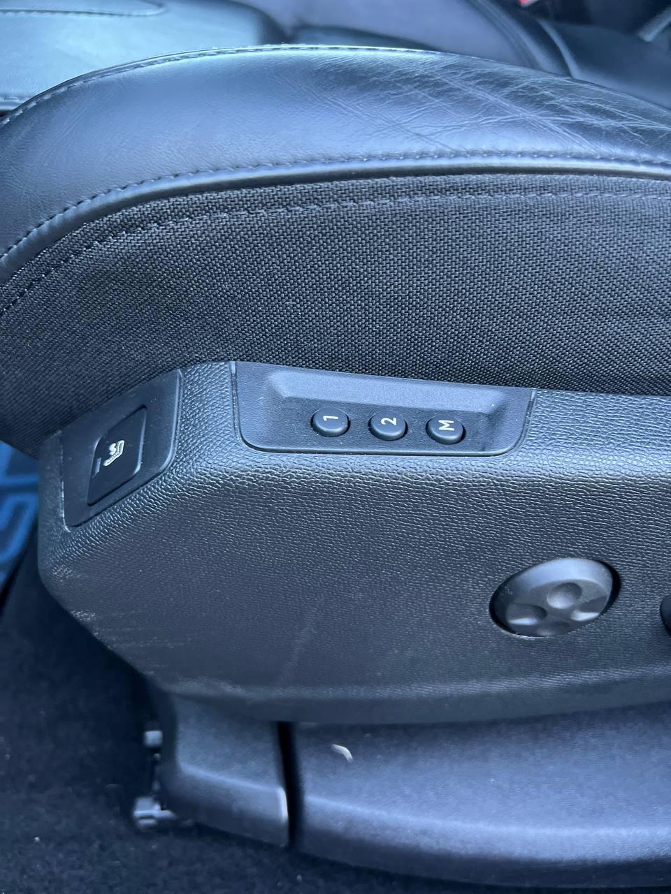 Peugeot 3008 II · Рестайлинг , 2022 г., автомат, дизель - фото 12