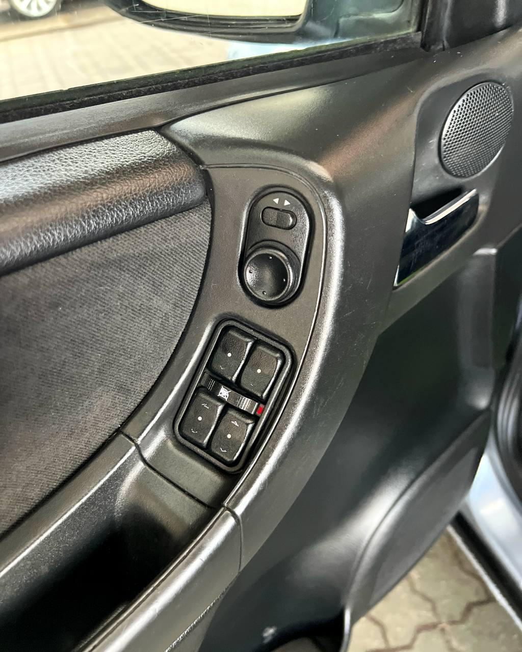 Opel Zafira A · Рестайлинг , 2003 г., механика, дизель - фото 9