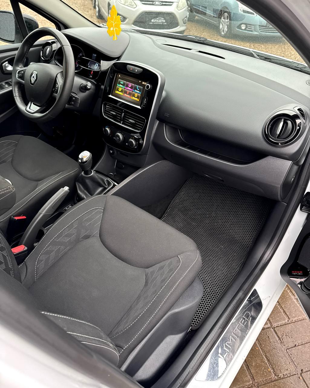 Renault Clio IV · Рестайлинг , 2019 г., механика, бензин - фото 12