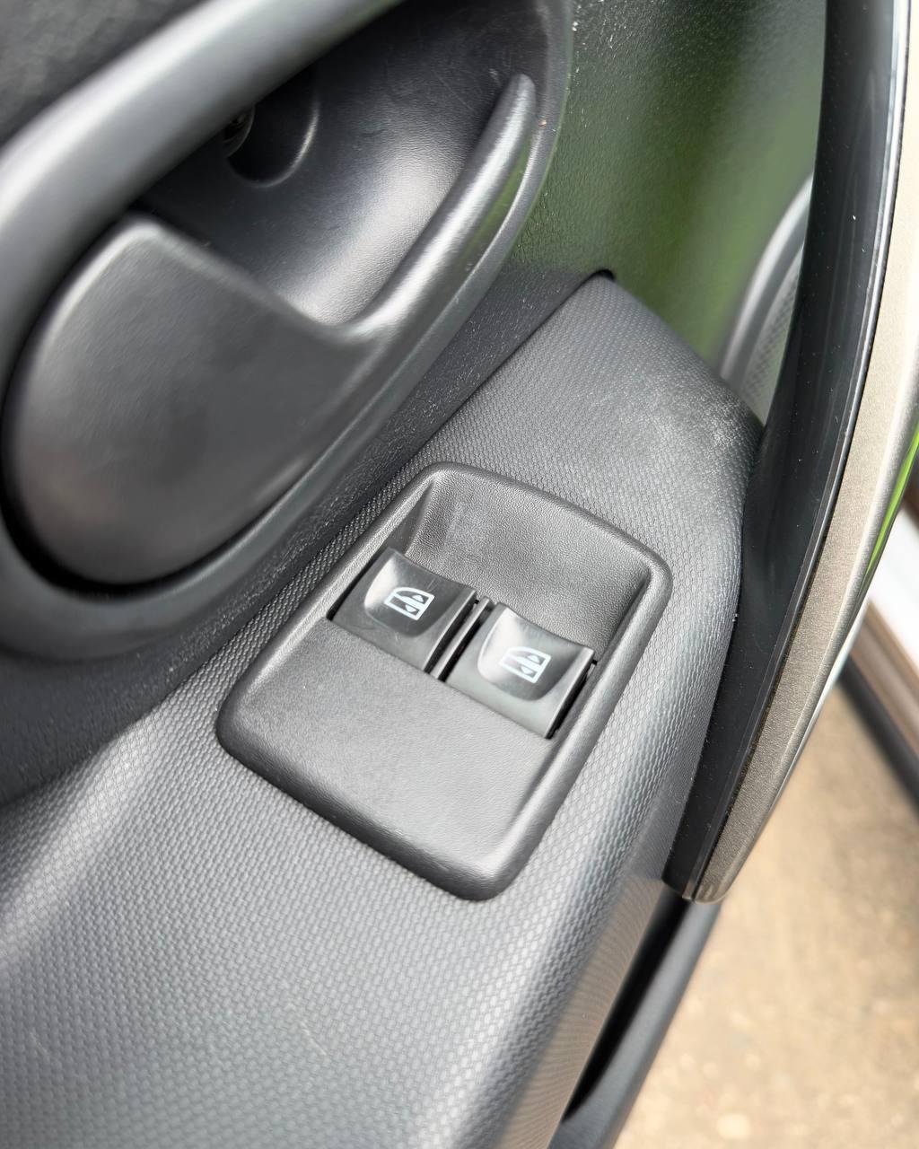 Renault Logan Stepway I , 2019 г., механика, бензин - фото 15