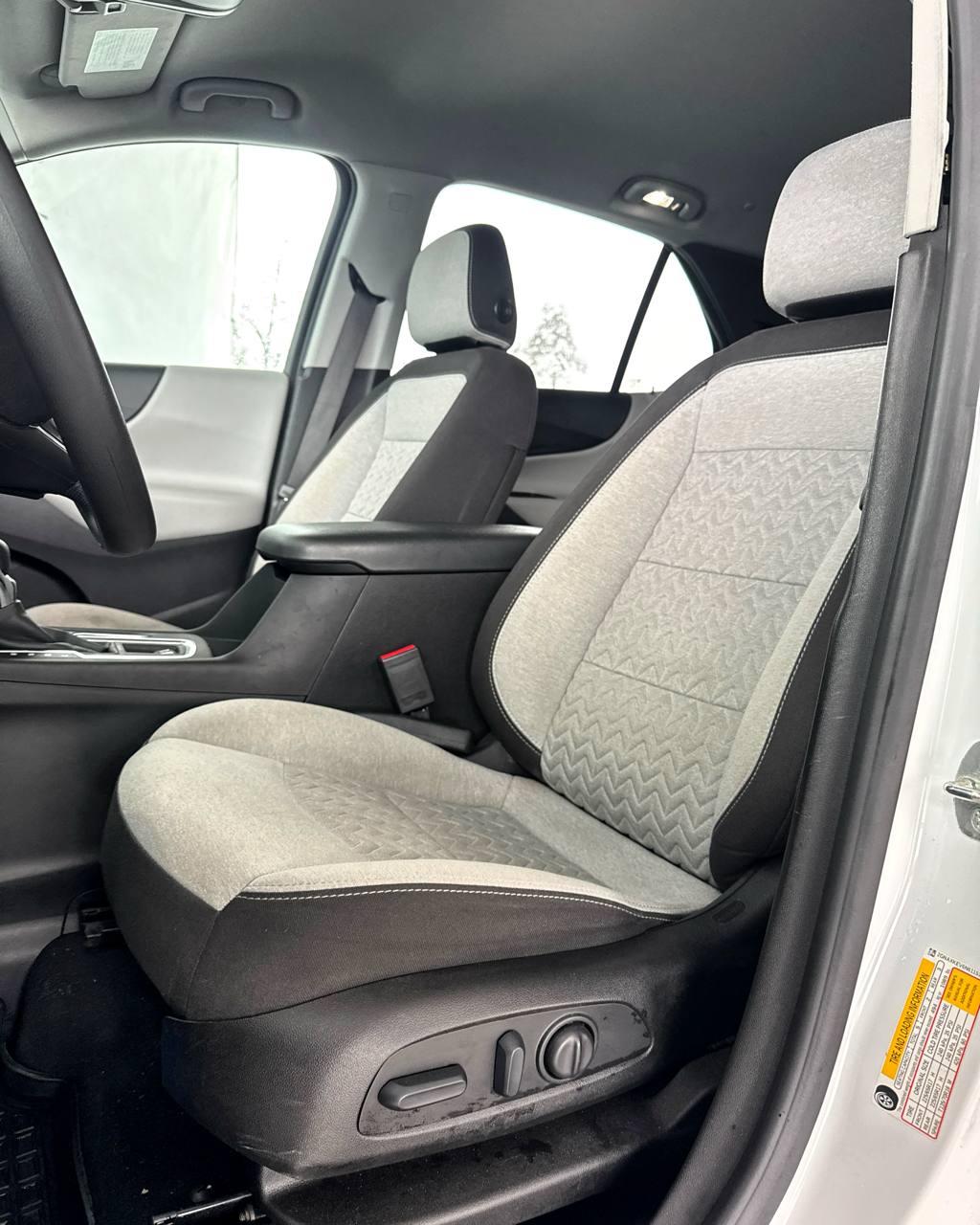 Chevrolet Equinox III · Рестайлинг , 2022 г., автомат, бензин - фото 10