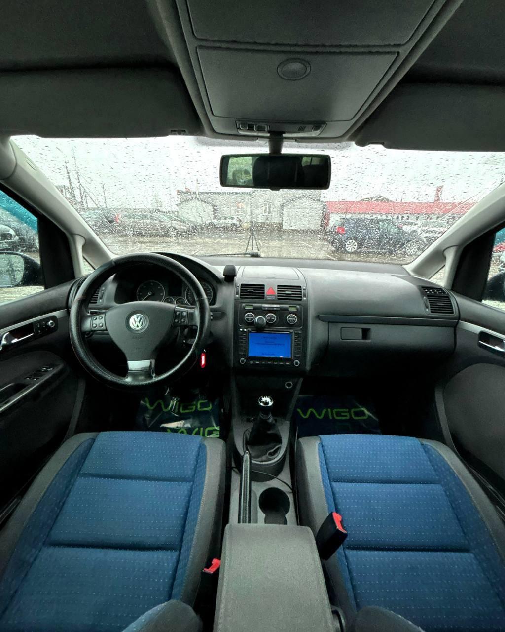Volkswagen Touran I , 2004 г., механика, дизель - фото 9