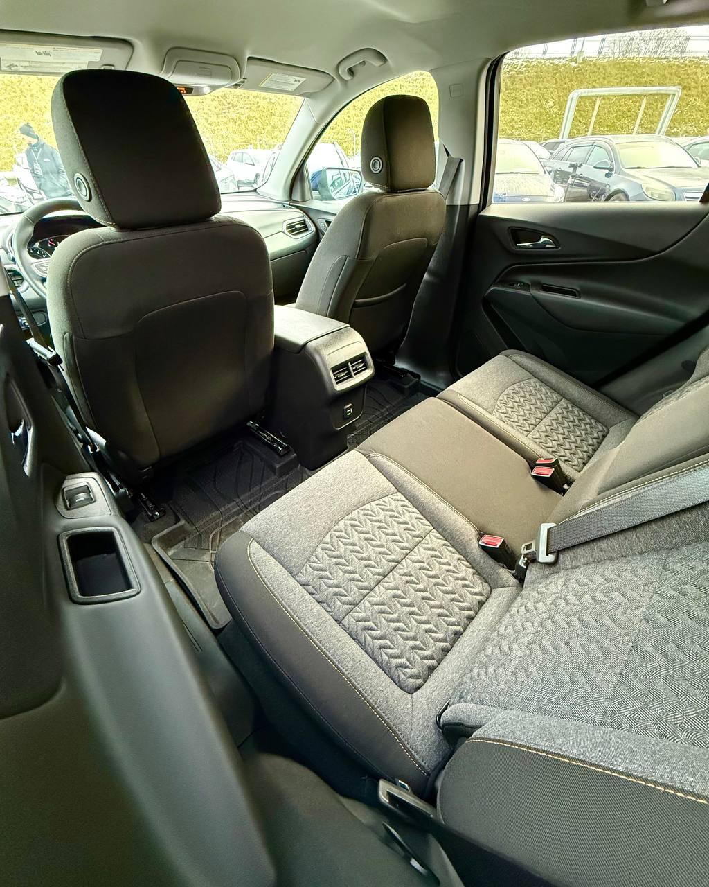 Chevrolet Equinox III · Рестайлинг , 2022 г., автомат, бензин - фото 13