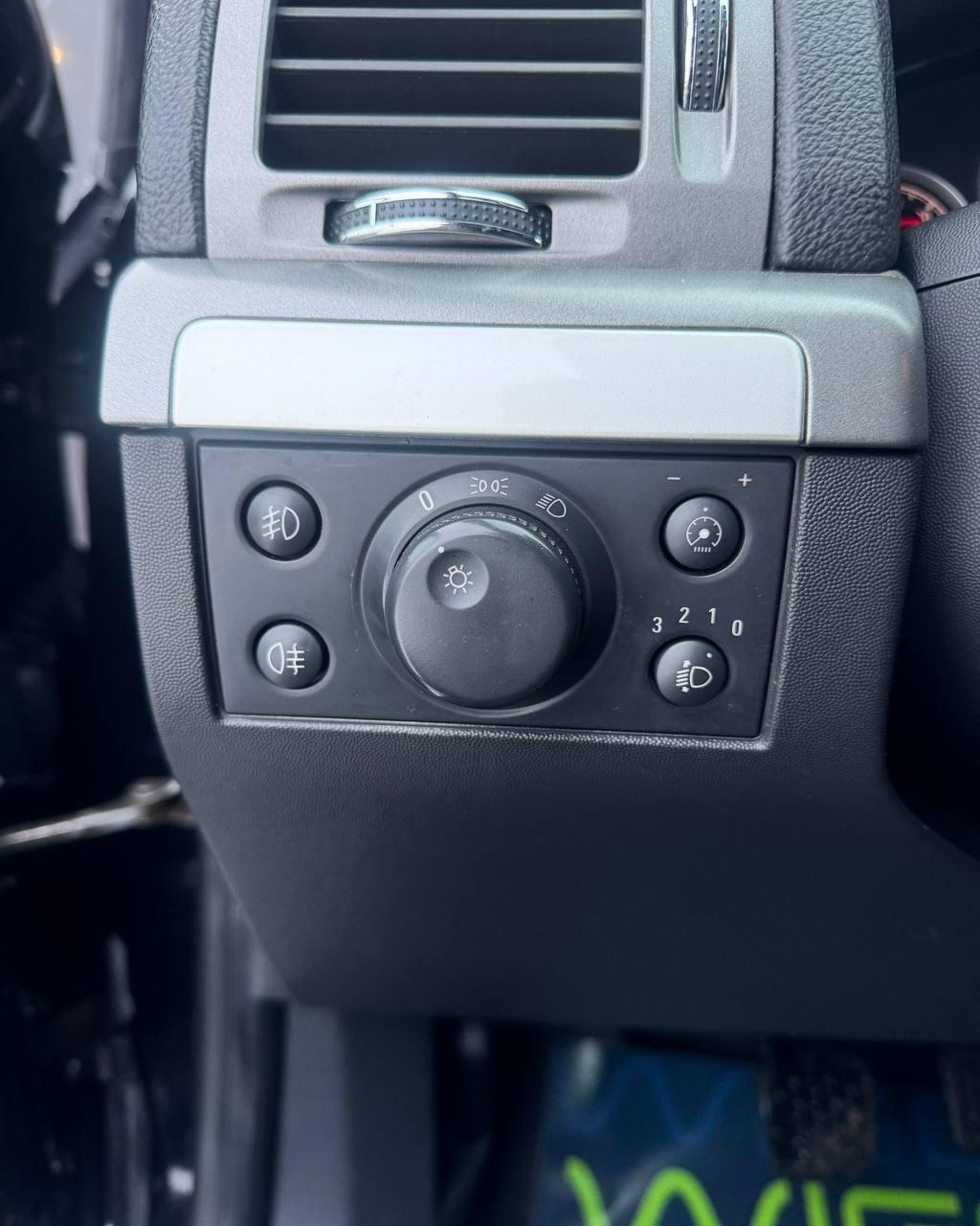 Opel Vectra C · Рестайлинг , 2007 г., механика, дизель - фото 18