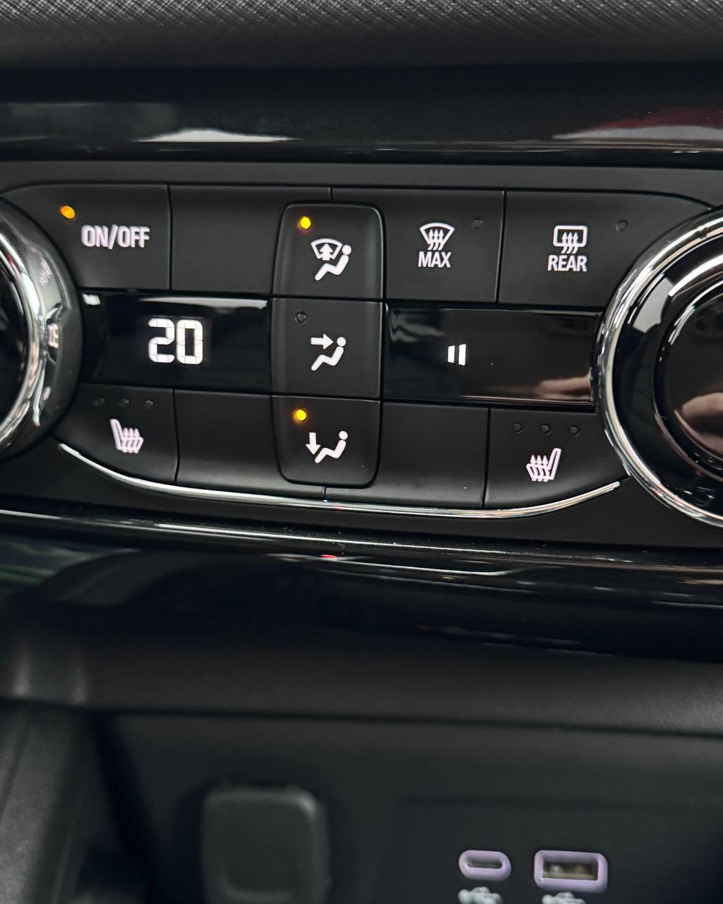 Chevrolet TrailBlazer III · Рестайлинг , 2024 г., автомат, бензин - фото 17