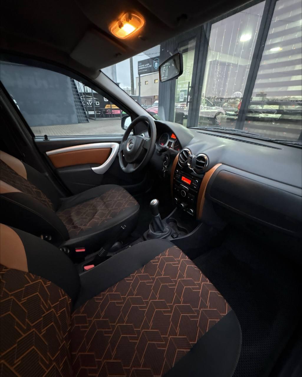 Lada (ВАЗ) Largus I , 2017 г., механика, бензин - фото 10